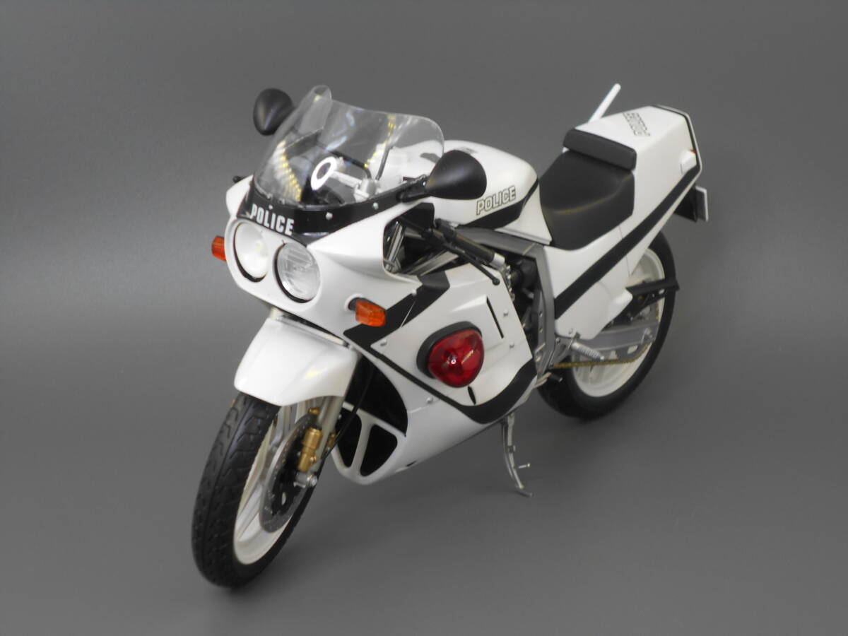  Hasegawa made 1/12 You're Under Arrest Suzuki GSX-R750 motorcycle police specification has painted final product 