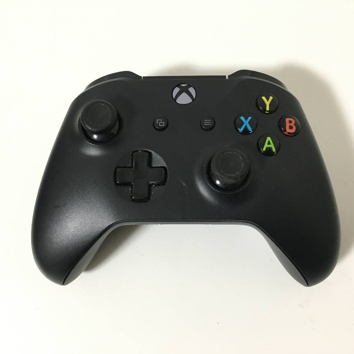 ★現状品★Microsoft マイクロソフト PC Xbox one 純正 コントローラー 本体 MODEL 1708_画像1