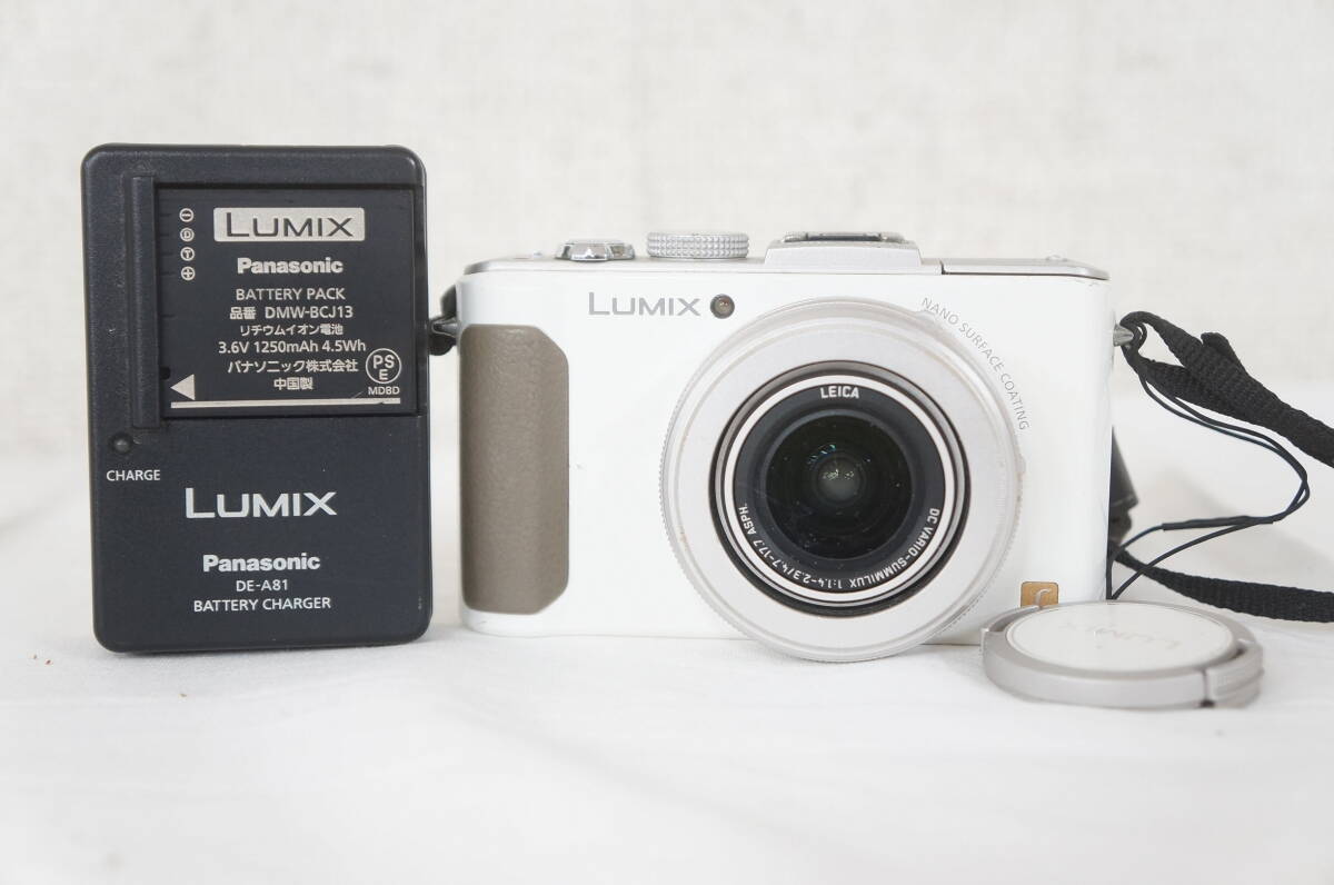 Panasonic パナソニック LUMIX ルミックス DMC-LX7 デジタルカメラ バッテリー 充電器付き 4805076091_画像1