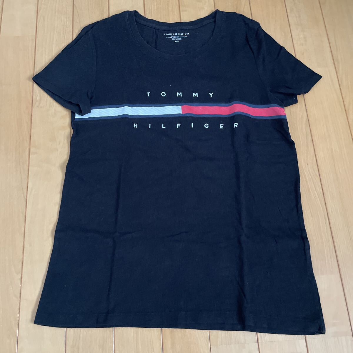 トミーヒルフィガー 半袖Tシャツ　ワンポイントロゴ　4枚セット　SからM まとめ売り_画像8