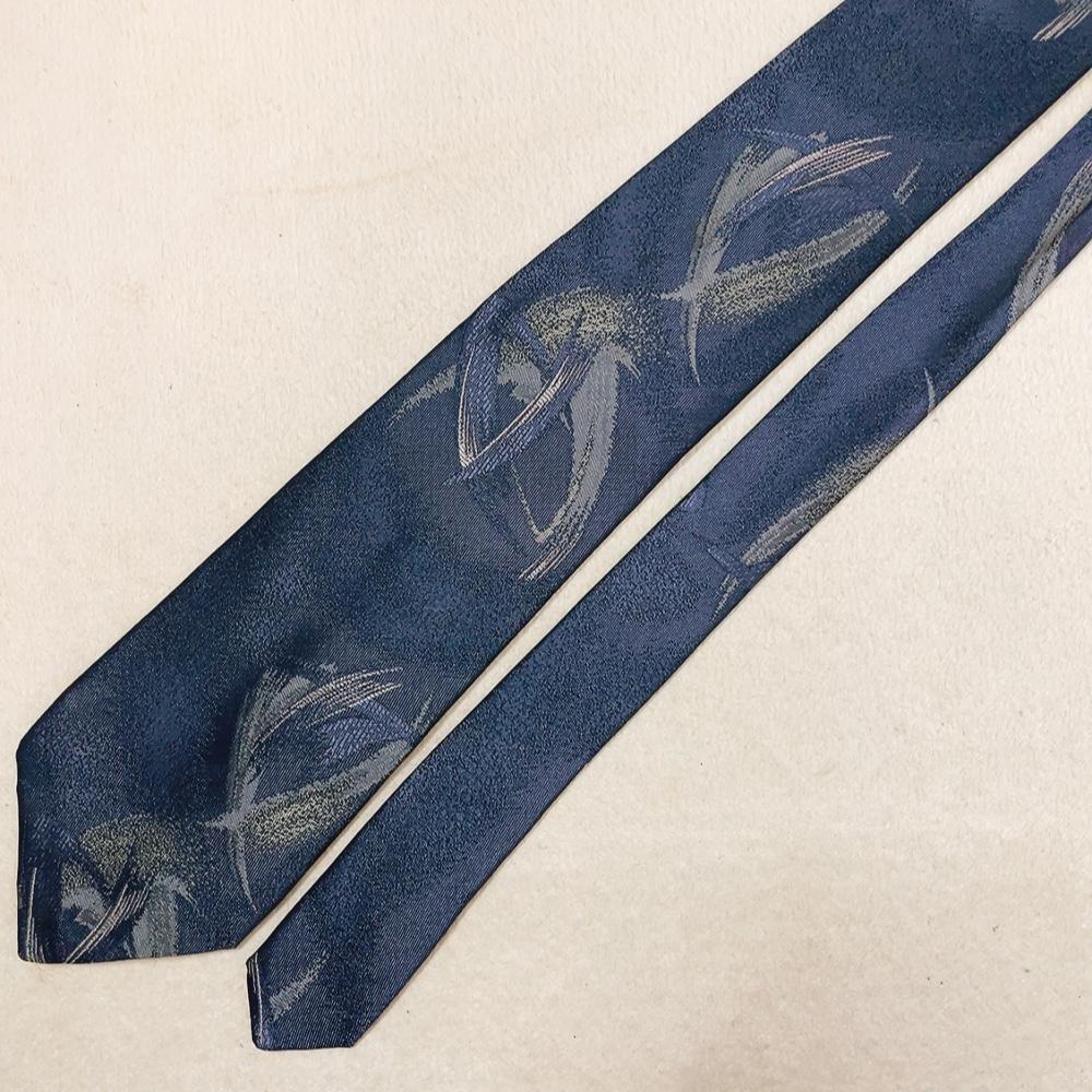 [ beautiful goods ]issey miyake Issey Miyake necktie total pattern silk men's office feeling of luxury gorgeous brand one Point Logo made in Japan N17