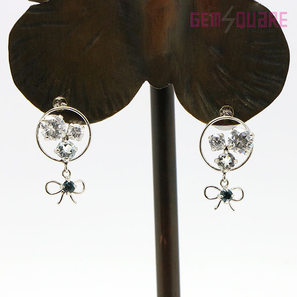 【値下げ交渉可】K14WG キュービックジルコニア ピアス サークル リボン 透明石 1.2g 美品【質屋出店】_画像1