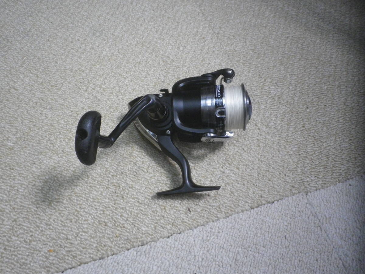 ダイワDAIWA SWEEPFIRE VR2500☆☆_画像2