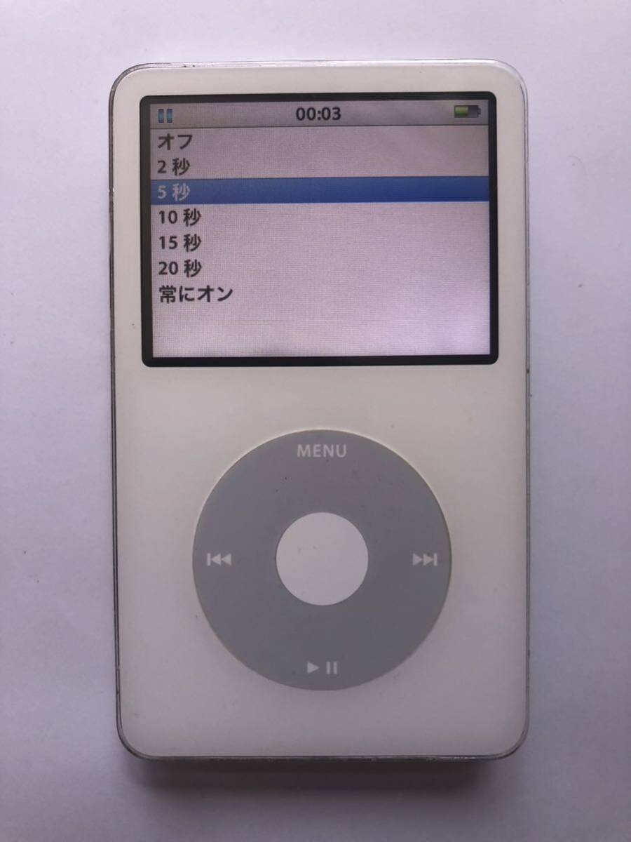 iPod classic 30GB 5.5世代歴代最高音質 新品バッテリー交換済み 左右音出し OKの画像2