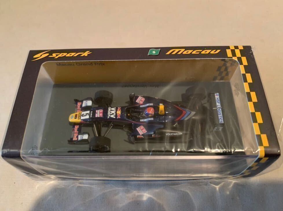 ◆激レア！新品！マカオGP特注モデル！M.フェルスタッペンがドライブ！1/43 ダラーラ / Dallara F3 RedBull VW 2014年マカオグランプリ_画像6