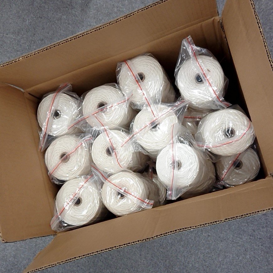 【 訳あり品！】《23本セット》マクラメ ロープ 紐 3mm×200m 天然コットン100％ 白 ホワイト 生成り 編み物 ハンドメイド_※リサイクル箱による簡易包装になります。