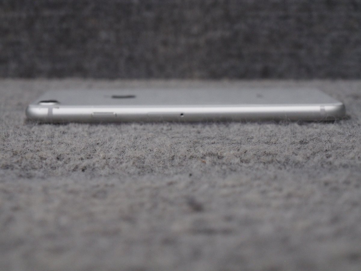 Apple iPhone8 MQ792J/A A1906 docomo 64GB バッテリー89% 背面割れ 動作品 ジャンク D50411の画像8