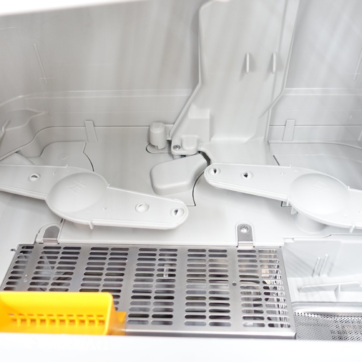 5160T Panasonic NP-TM8 食器洗い乾燥機 6人分 40点 2015年製 家財便Ａランク 店頭渡し歓迎_画像6