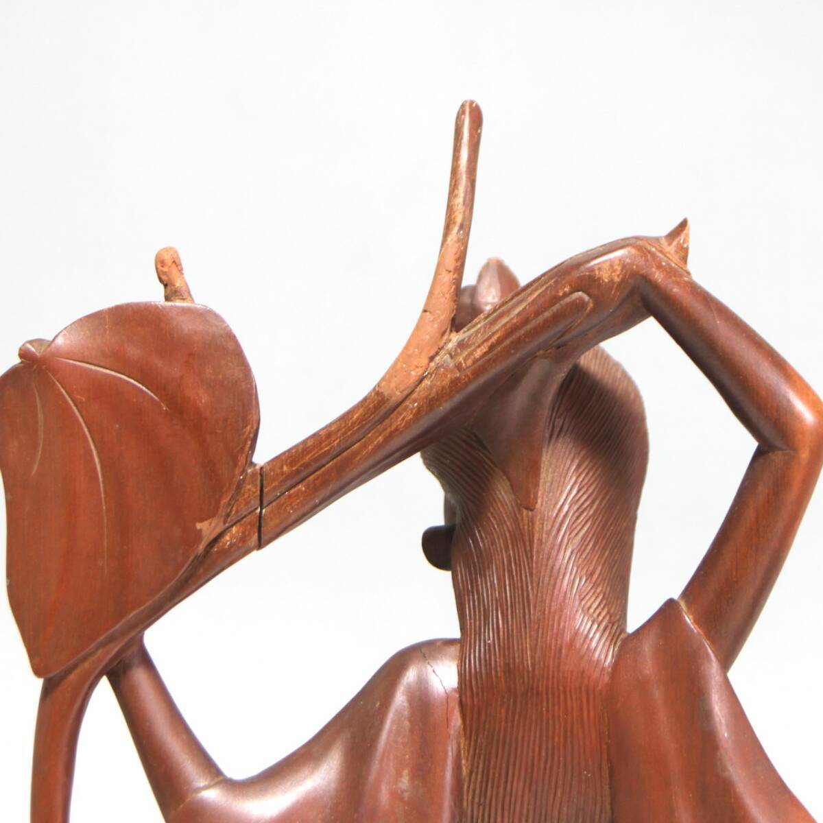 彩]　裸婦像　木彫　全長約:48ｃｍ　 幅約：17.5ｃｍ　重さ：1.9キロ　美少女　アンティーク　美術品　裸婦　_後ろの棒にヒビがあります