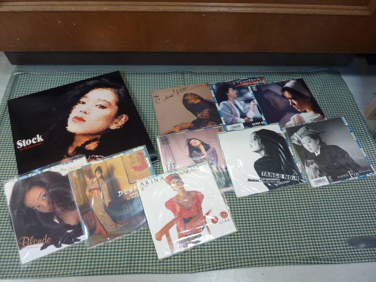 美品！★中森明菜 ◇ 不思議・STOCK・Cross My Palm・他2枚/難破船・DESIRE・TATTOO・他 6枚 ◇合計LP 5枚/EP 9枚★_画像7