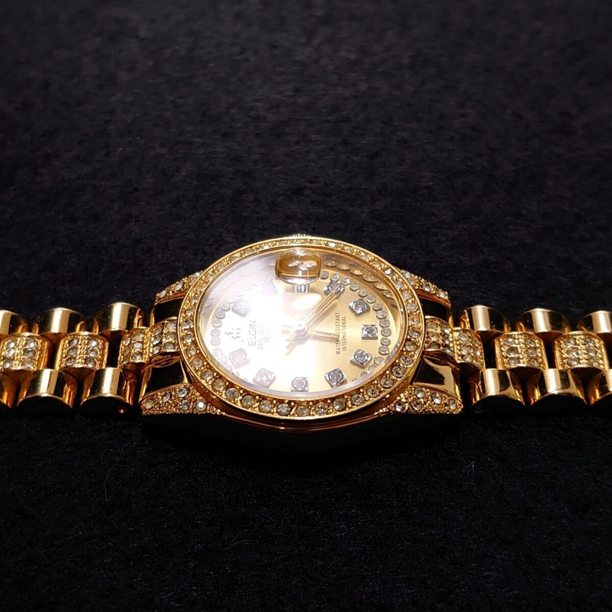 美品 エルジン ELGIN レディース 腕時計 ゴールド GOLD クォーツ 腕時計 10P 石付 ダイヤ シャンパンゴールド文字盤 ブレスレット 新品電池の画像9