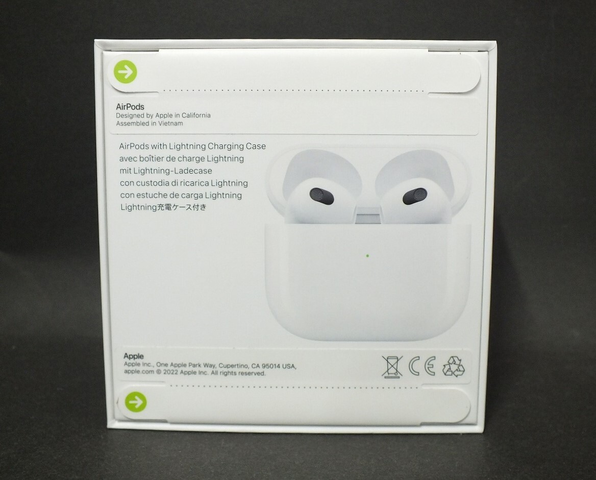 〇送料無料！新品　Apple AirPods エアーポッズ AirPods（第3世代） MPNY3J/A　Lightning充電ケース付き_画像2