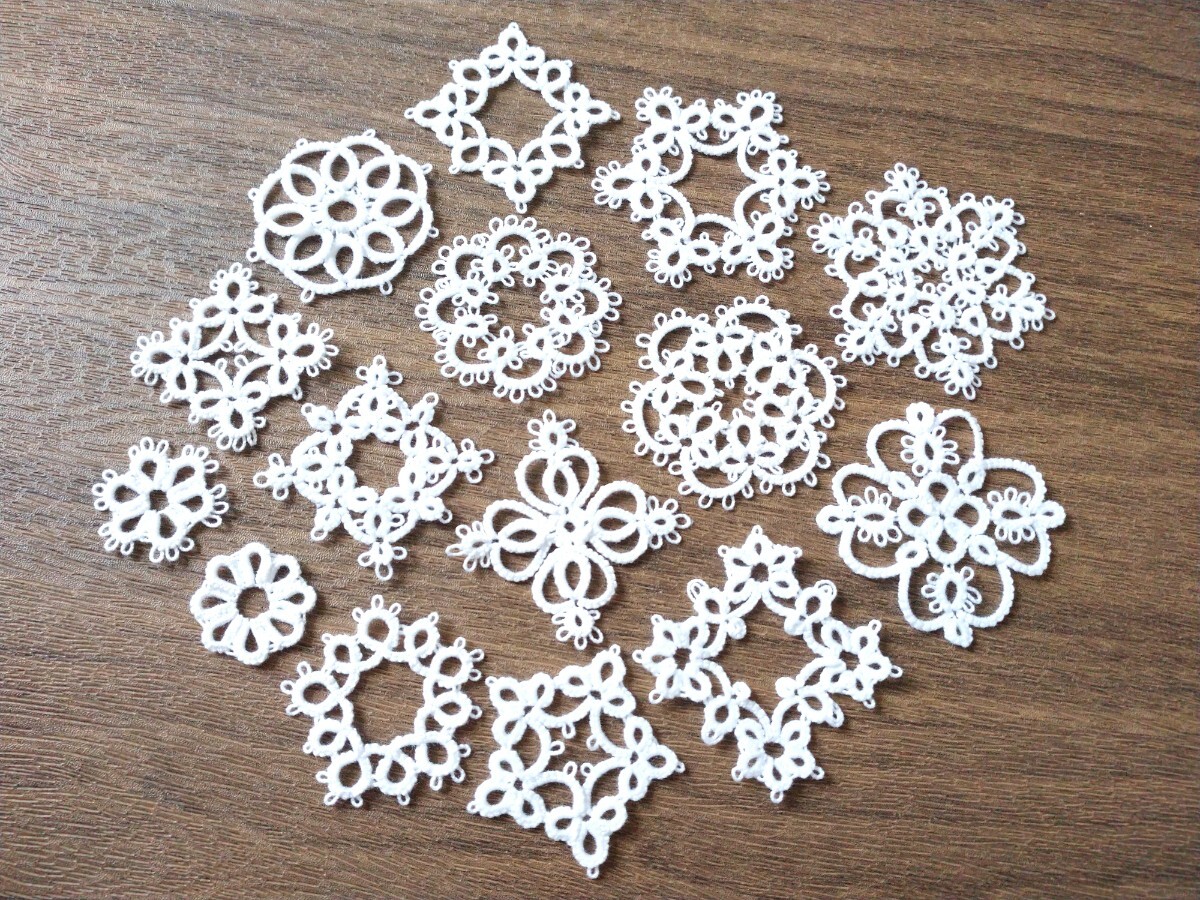 hand made lacework vertical .n Grace * motif white *15 sheets 