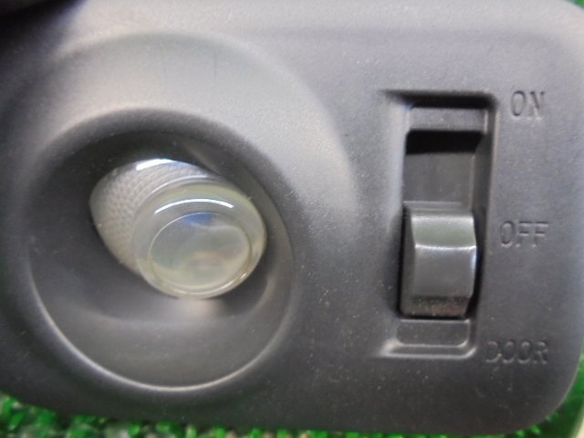 3DX4019KK6 ) トヨタ bB QNC20 純正LED加工ルームランプ左右セット_画像2