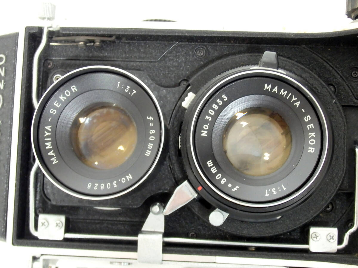G45329 MAMIYA C220 PROFESSIONAL 1:3.7 f=80mm マミヤ プロフェッショナル 二眼レフ フィルムカメラの画像8