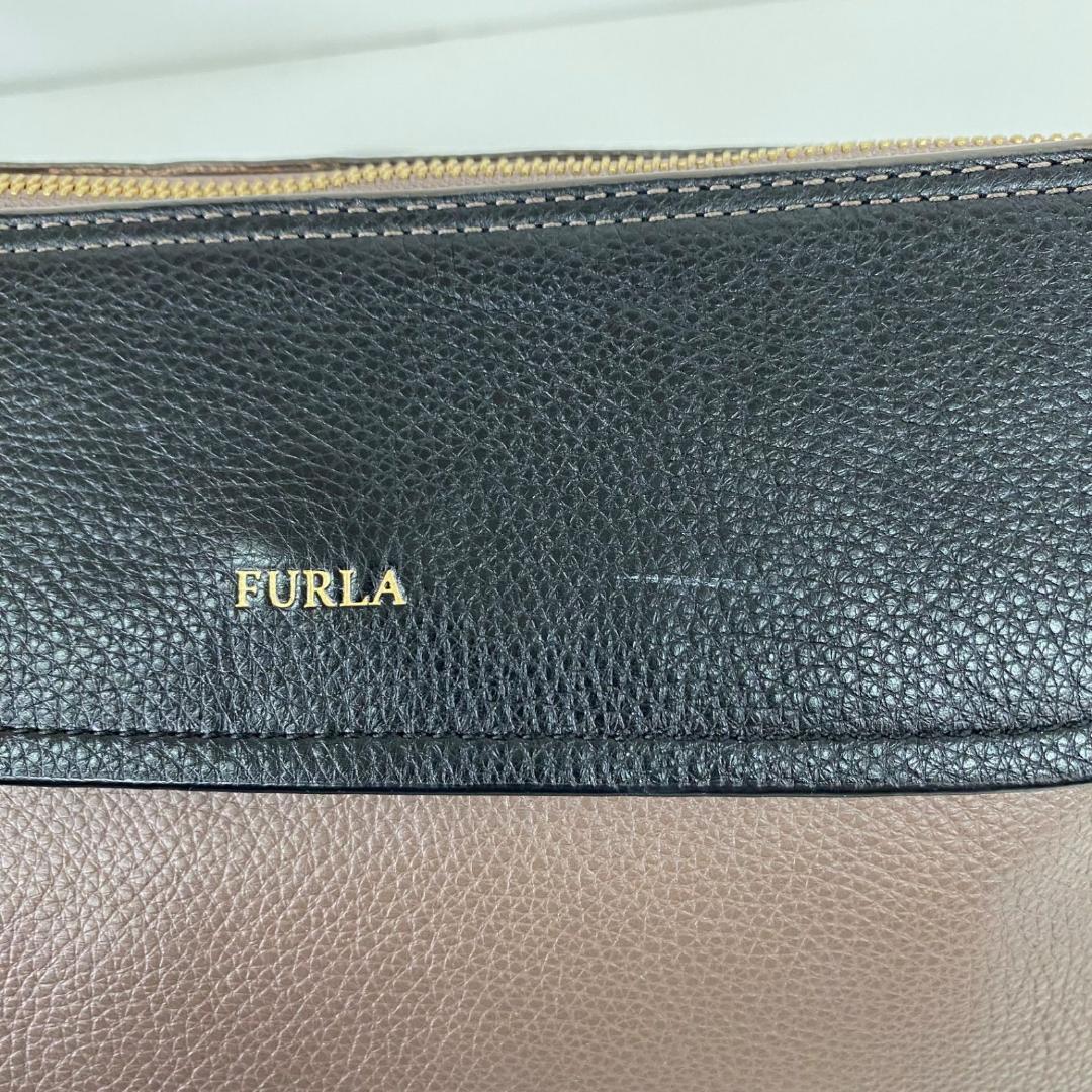 １円～　J-6　60　FURLA フルラ ショルダーバッグ レザー バッグ ブラック モカグレージュ　_画像7