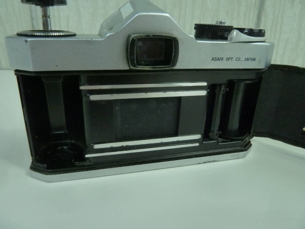 ☆彡PENTAX SPOTMATIC SP ASAHI　フィルムカメラ　ボディのみ　シャッターきれました。中古品　ペンタックス☆彡_画像4