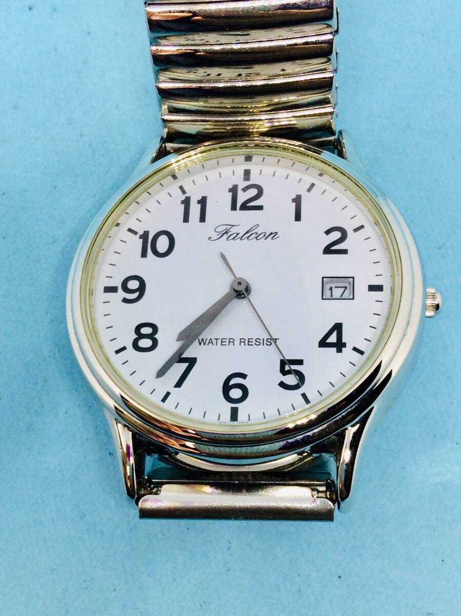 (G36)日常使いにⅢ(*'▽')・シチズンQQファルコン・ディト（電池交換済み）シルバー・メンズ腕時計USED（送料全国一律185円）素敵な時計。_画像10