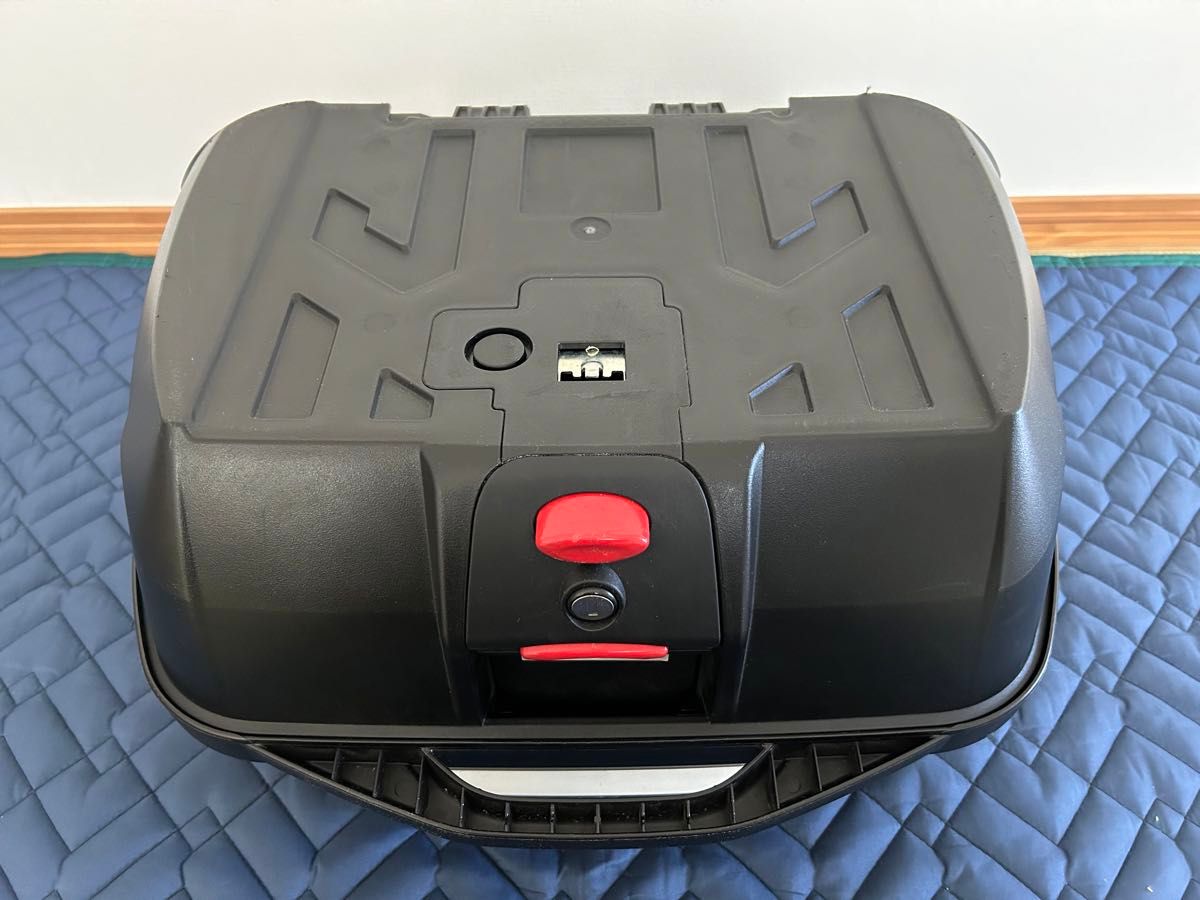 GIVI リアボックス　E43NTLD