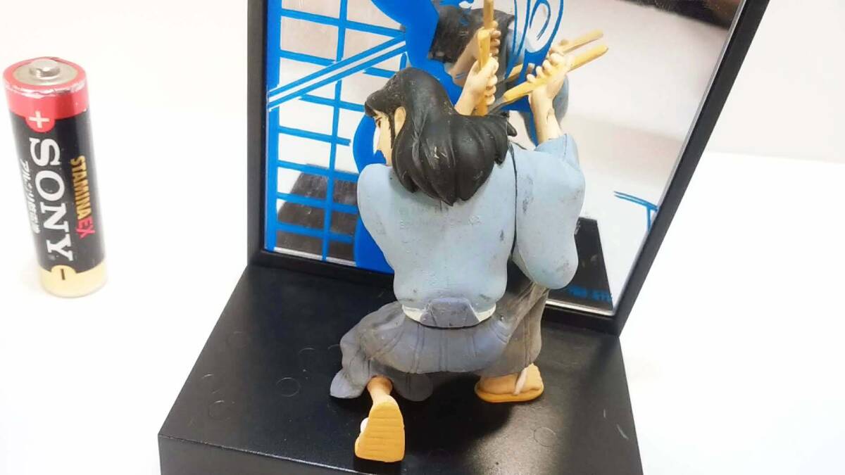 LUPINE THE THIRD GOEMON ISHIKAWA MIRROR & FIGURE / Lupin III Ishikawa . правый .. зеркало & фигурка подарок * не продается (not for sale)