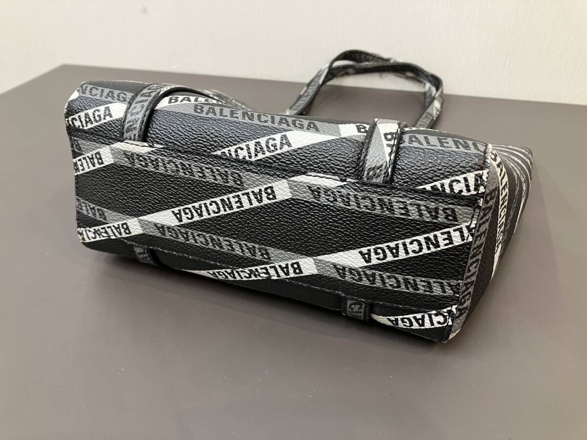 ■【売り切り】そこそこ美品 BALENCIAGA バレンシアガ エブリディ トート バッグ ミニバッグ の画像5