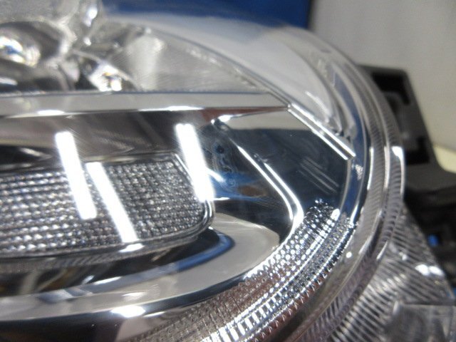 ダイハツ　CAST/キャスト　LA250S　右ライト/右ヘッドライト　LED　純正　メッキ　KOITO　100-69020　635130_画像7