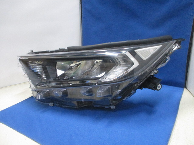 トヨタ　RAV4　MXAA52/MXAA54　前期　左ライト/左ヘッドライト　LED　純正　ラヴ4/ラブ4　STANLEY　42-90　【E】　512135_画像8