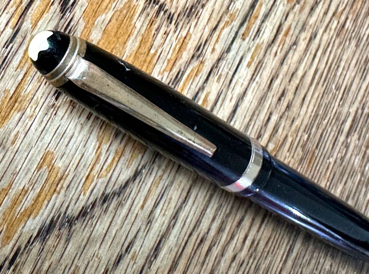 !!! 故障品　要修理 !!!　モンブラン　MONTBLANC　ビンテージな万年筆　212 の刻印あり　アンティーク品_画像6