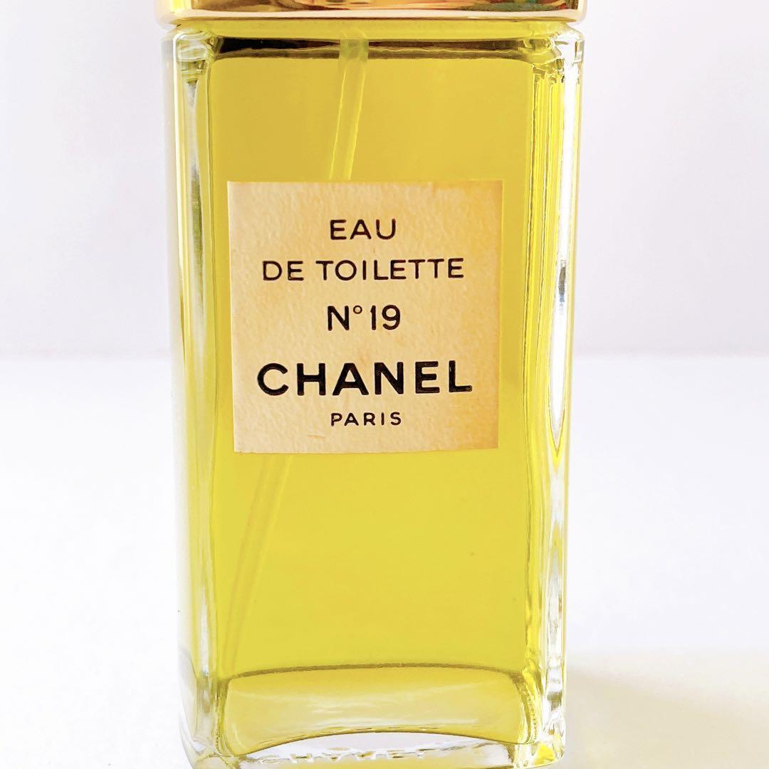 人気　CHANEL N°19 　オードトワレ 　100ml 香水_画像7