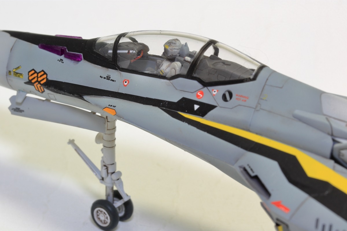 1/72 Hasegawa me rhinoceros ya bar drill -VF-25S oz ma* Lee machine has painted final product 