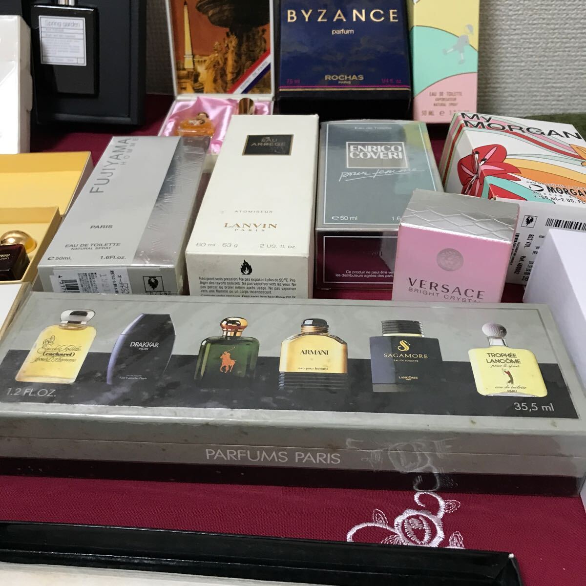 *1 jpy ~ brand perfume o-te cologne etc. summarize ROCHAS that time thing unused equipped boxed great number control number 103 Yupack 
