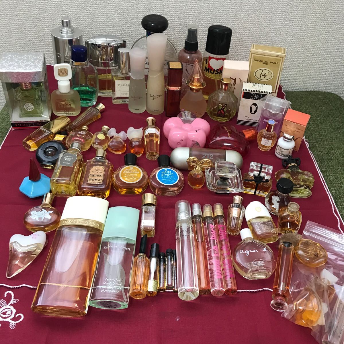 *1 jpy ~ brand lovely perfume etc. summarize Givenchy Shiseido Elizabeth Arden remainder amount enough great number that time thing control number 600 Yupack 