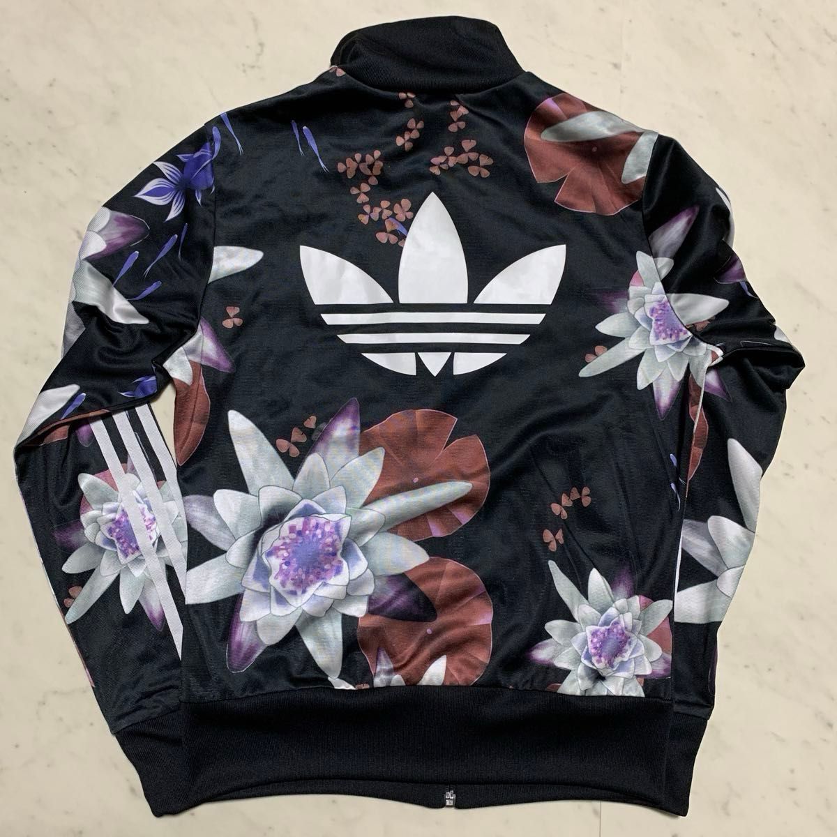 adidas originals アディダス　オリジナルスレディース　綺麗な花柄　ジャージ　トラックジャケット　トレフォイル　90