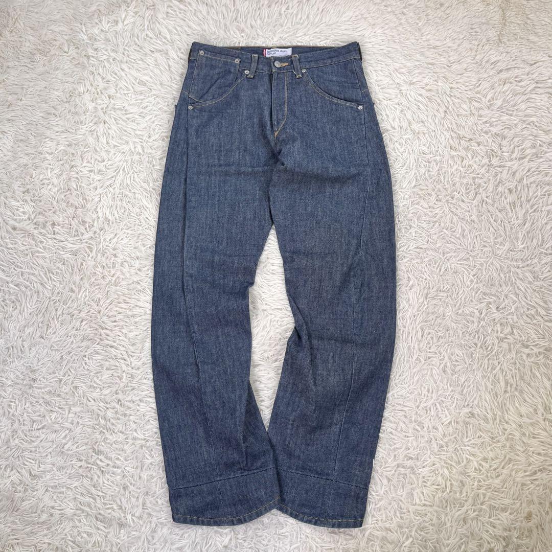 美品・初期モデル】リーバイスエンジニアード 立体裁断ジーンズ 美品・初期モデル】リーバイスエンジニアード 立体裁断ジーンズ