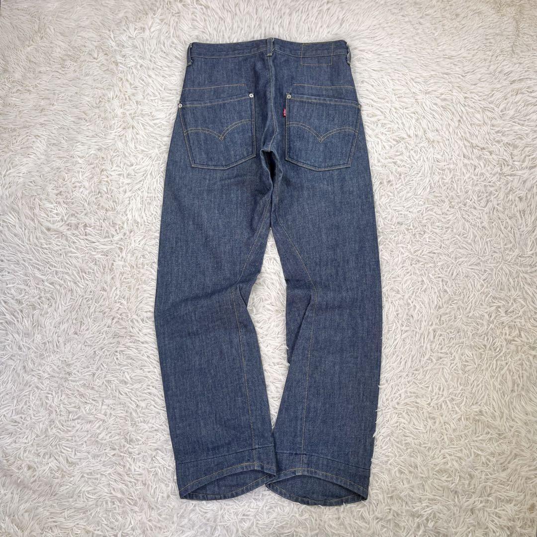 美品・初期モデル】リーバイスエンジニアード 立体裁断ジーンズ 美品・初期モデル】リーバイスエンジニアード 立体裁断ジーンズ