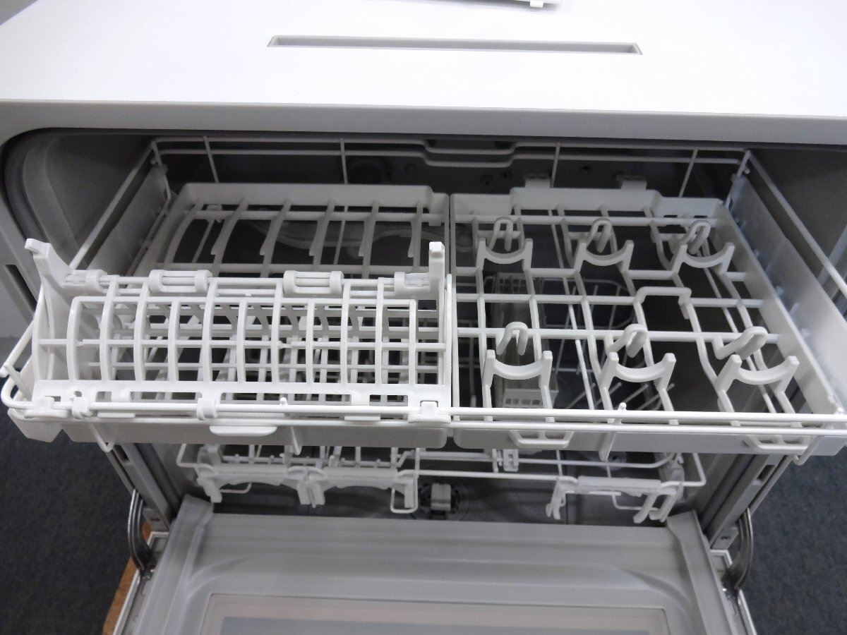 ★# Panasonic パナソニック 食洗機 食器洗い乾燥機 NP-TH4-C USED_画像5