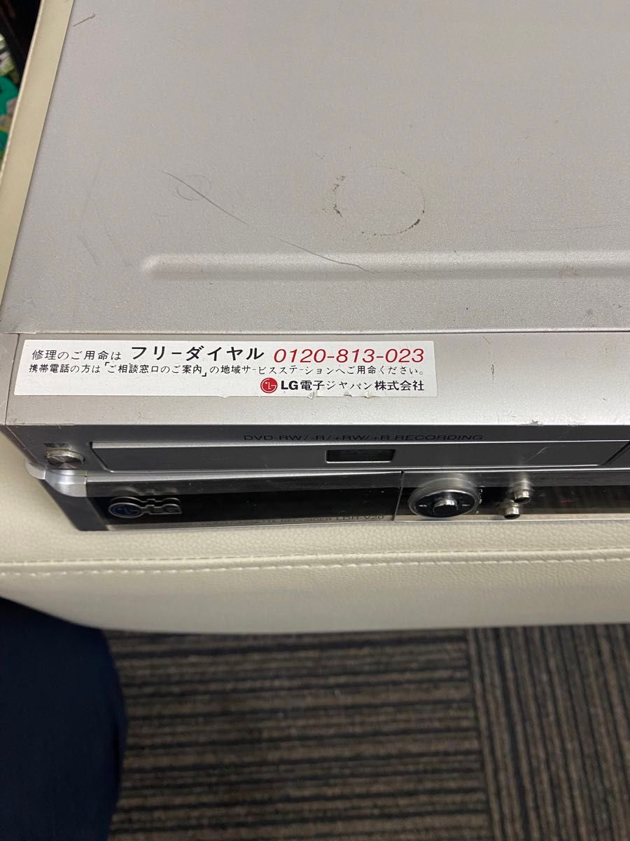 ビデオカセット　レコーダー　 DVDレコーダー　LG LDR-V20  DVD 2004年　
