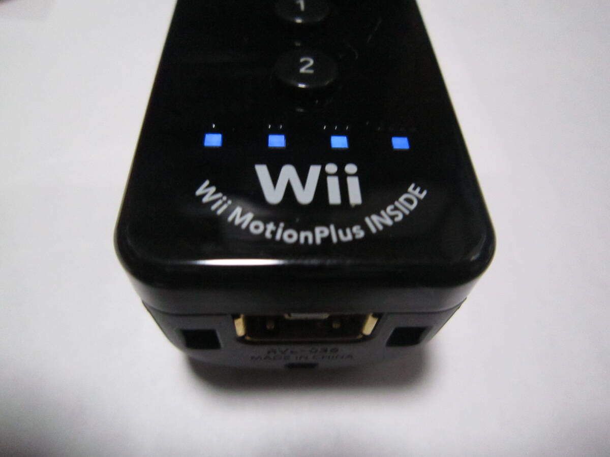 Wii リモコン モーションプラス シリコンカバー付 4個 白 黒 水色 赤色 ＋ ヌンチャク 2個 赤 黒 ストラップ 動作確認済 同梱歓迎_画像7