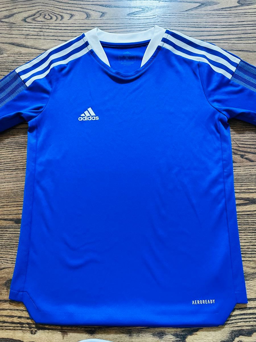 ♪ アディダス♪ adidas♪ 半袖Tシャツ♪サッカー♪練習着♪140-150