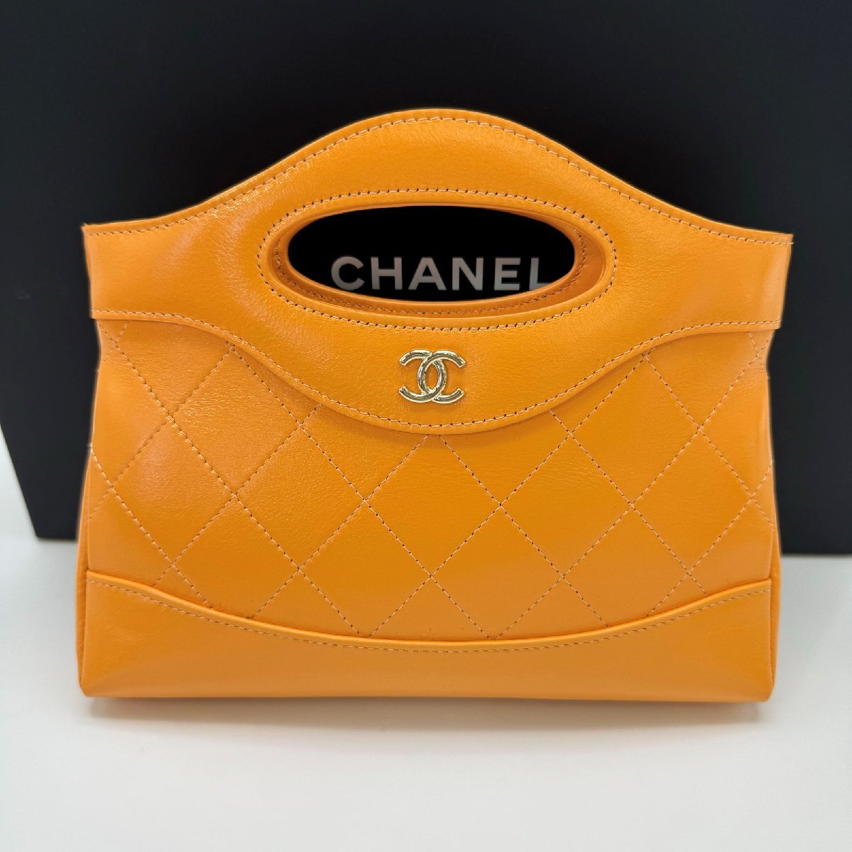 CHANEL シャネル シャネル31 ミニ ランダム番 カーフスキン オレンジ レディース チェーンショルダーバッグ【中古】【ほぼ新品】_画像2