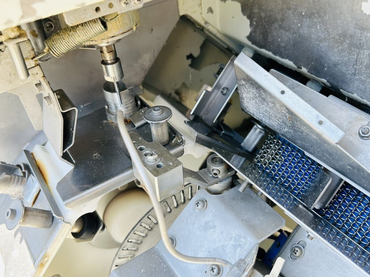 69135円 ☆自動ほたて穴開け機 HDA-3東和電気社製中古だがよい 69135円 ☆自動ほたて穴開け機 HDA-3東和電気社製中古だがよい