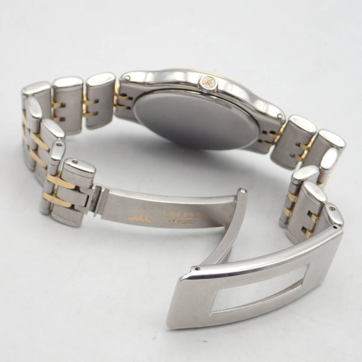 e05034/SEIKO Seiko / Credor / кварц / мужские наручные часы /18KT оправа / комбинированный / циферблат серебряный /8J86-6A00