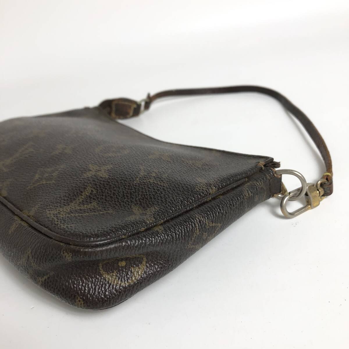 ●5D026/LouisVuitton ルイヴィトン/ポシェットアクセソワール/ハンドバッグ/小物入れ/LVロゴ/モノグラム/ゴールド金具/レザー/ブラウン/茶_画像4