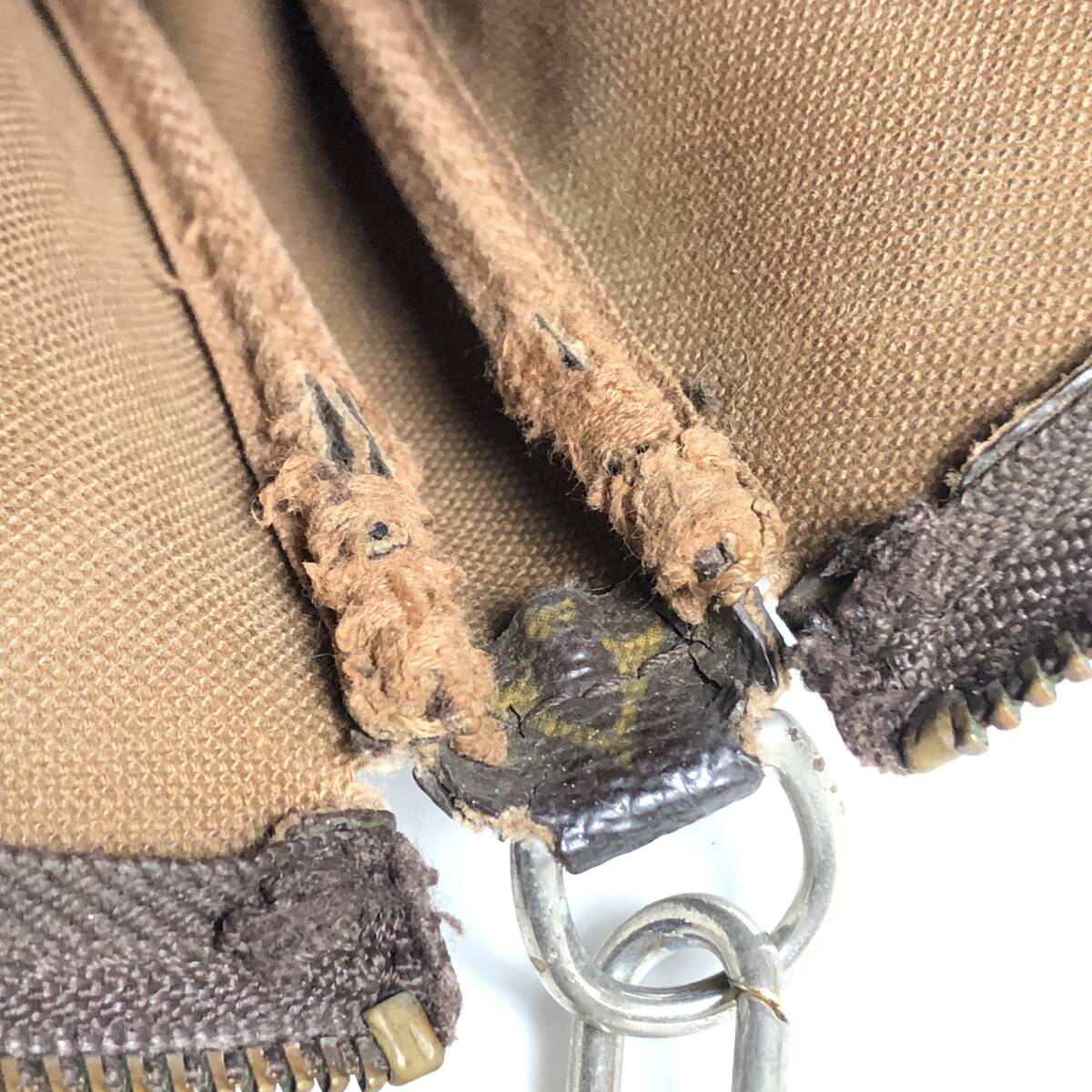 ●5D026/LouisVuitton ルイヴィトン/ポシェットアクセソワール/ハンドバッグ/小物入れ/LVロゴ/モノグラム/ゴールド金具/レザー/ブラウン/茶_画像10