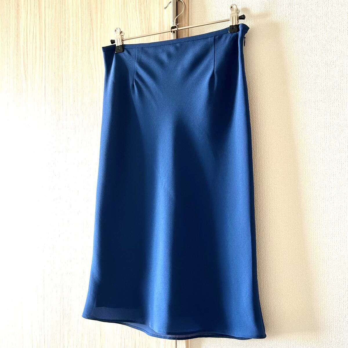 LE CIEL BLUE　ルシェルブルー スカート ブルー 青 36 タイトフレアスカート ディープブルー キレイめ オフィス_画像5