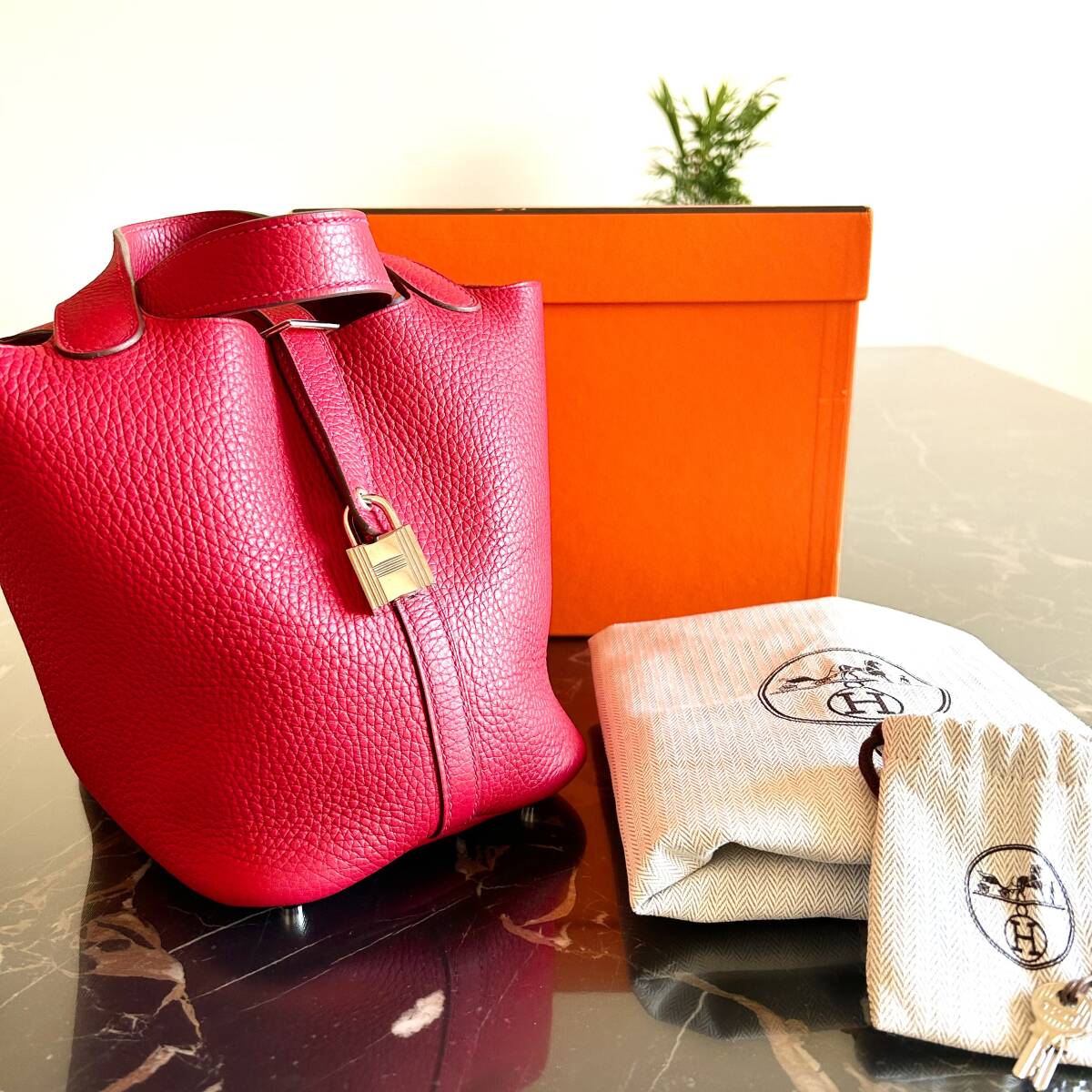 HERMES エルメス ピコタンロック PM ROUGE VIF トリヨン クレマンス ルージュビフ シルバー金具 赤 レッド カデナ付き_画像10