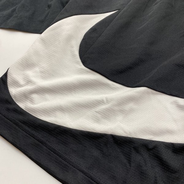 NIKE ナイキ SWOOSH Tシャツ & ビッグロゴ ショーツ セット 上下 DH0030 DQ1169 -010 黒 2XLの画像4