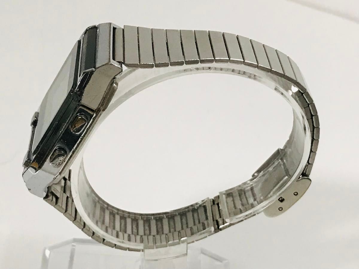 希少品 CASIO T-2000 カシオ デジタルウォッチ 腕時計 稼働品 希少品 CASIO T-2000 カシオ デジタルウォッチ 腕時計 稼働品