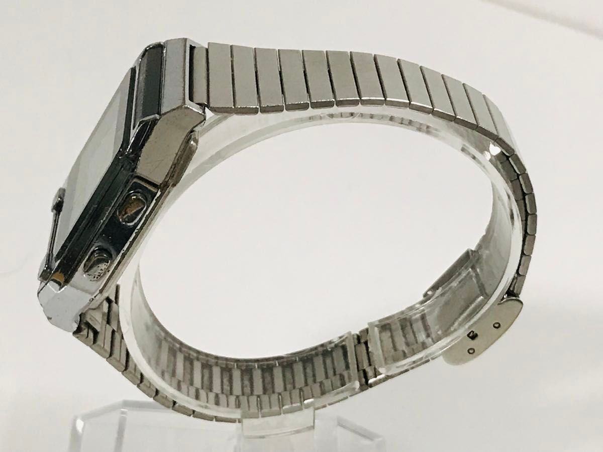 希少品 CASIO T-2000 カシオ デジタルウォッチ 腕時計 稼働品