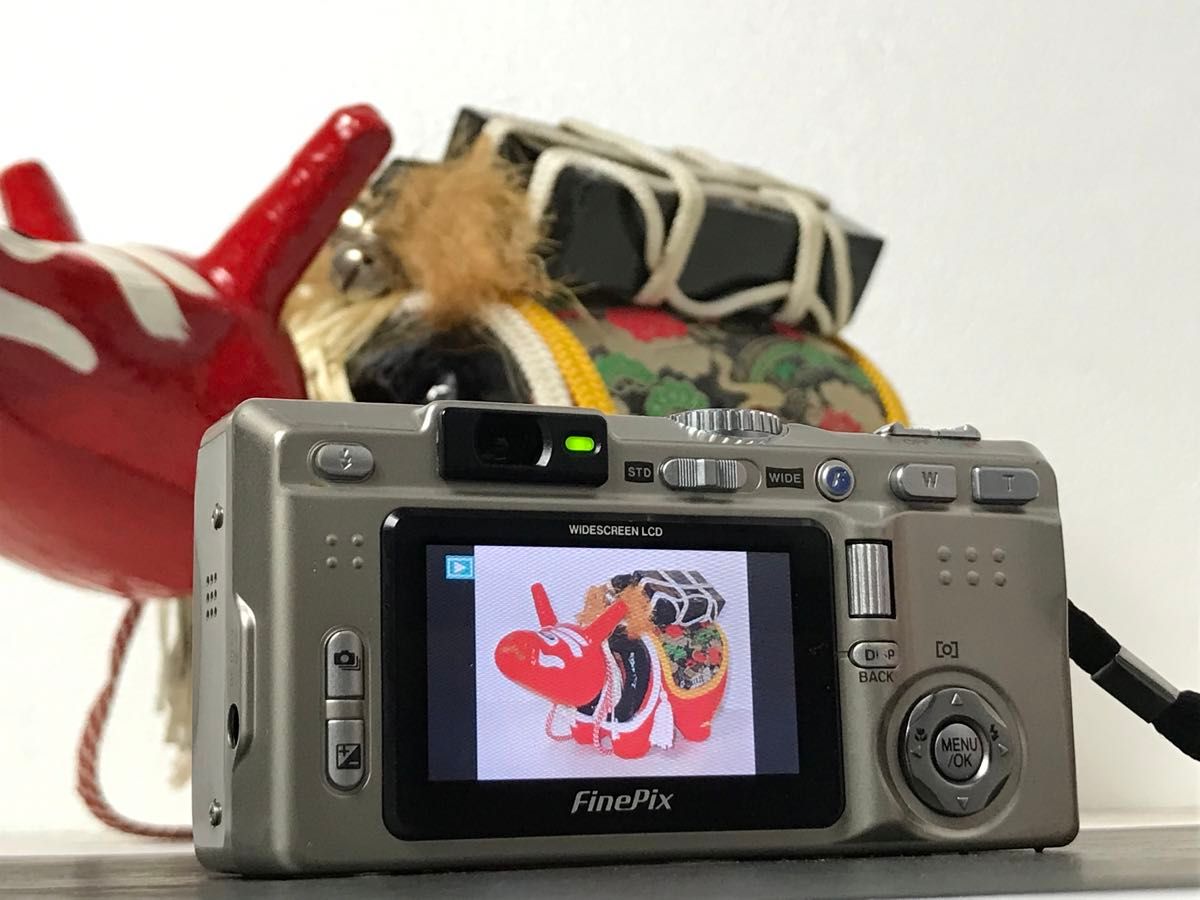　FUJIFILM FinePix F710 フジフィルム デジタルカメラ デジカメ 動作品
